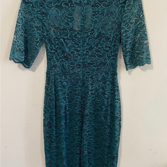 Green Express MIDI dress - Picture 8 of 8